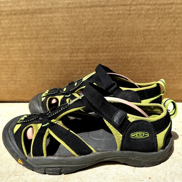 Keen Newport Sandals Hiking Closed Toe Waterproof Rubber Black Yellow Green 6